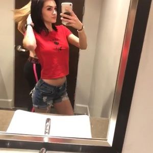 Meet your Posher, Shayna